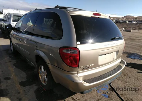 2005 Dodge Grand Caravan Sxt z USA, uszkodzony, nr VIN 2D4GP44L25R171984